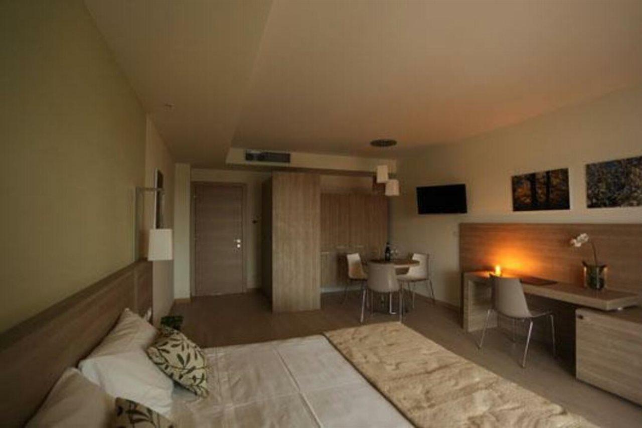 Turin Airport Hotel&Residence San Francesco al Campo Exterior foto